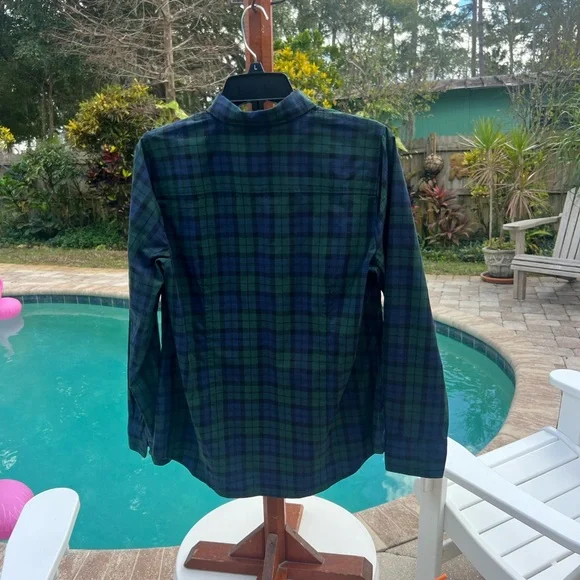 102. J Crew Black Watch plaid cotton poplin shirt in signature fit, Size Medium - Picture 6 of 15